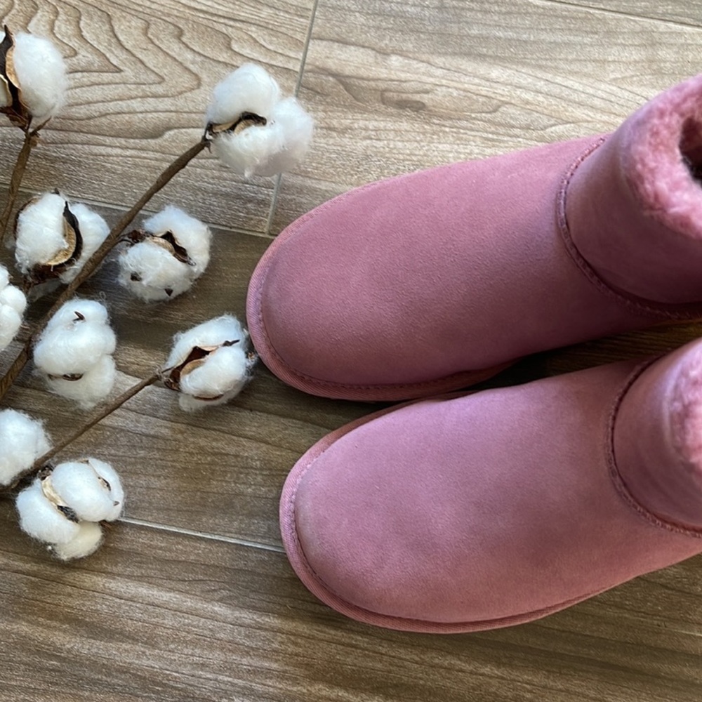 🌿UGG🌿MINI BAILEY BOW SPLATTER BOOTS - Picture 7 of 16